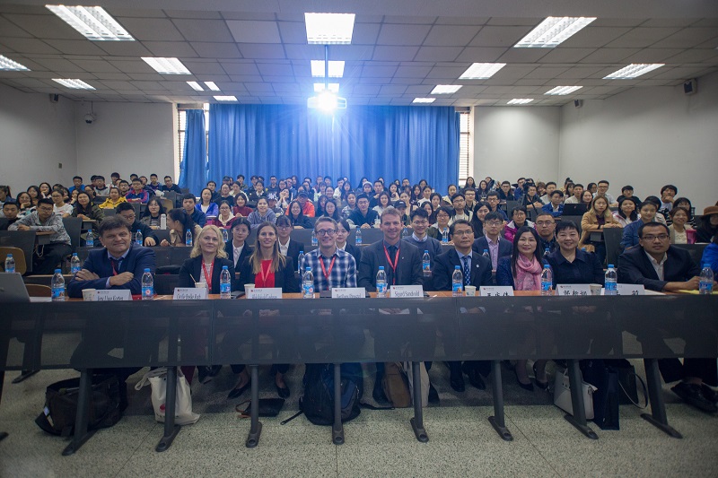 73d5bde9818d4410afc92d574f7c8a93.jpg